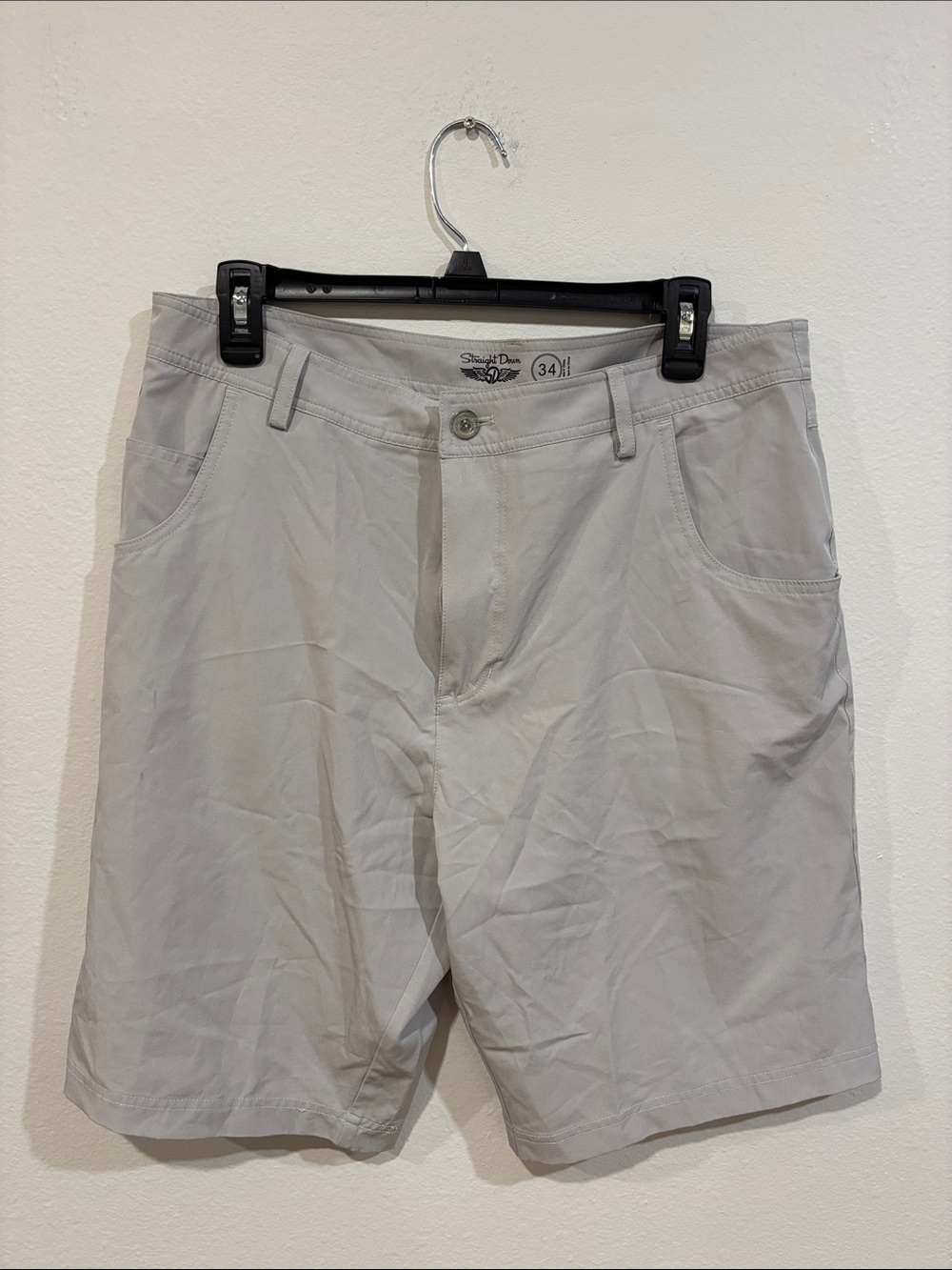Straight Down Men’s Size 34 shorts